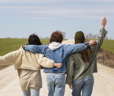 medium-shot-friends-holding-each-other